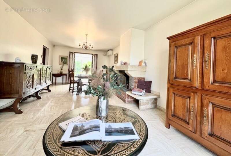 Maison à ATHIS-MONS