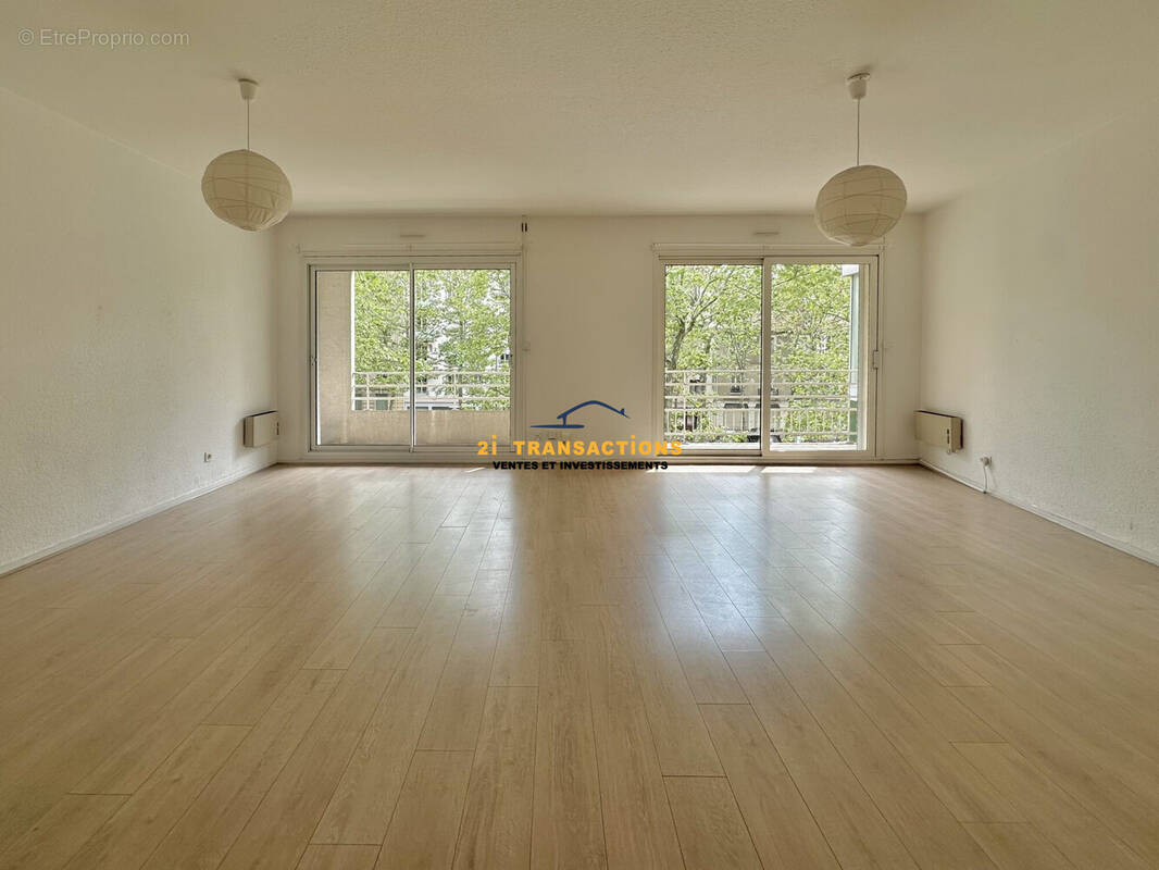 Appartement à SAINT-ETIENNE