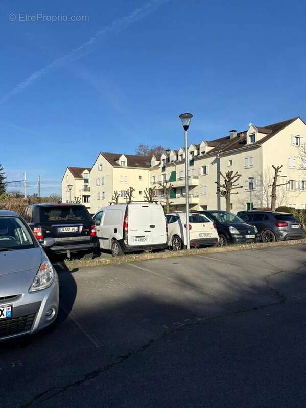 Appartement à VIGNEUX-SUR-SEINE
