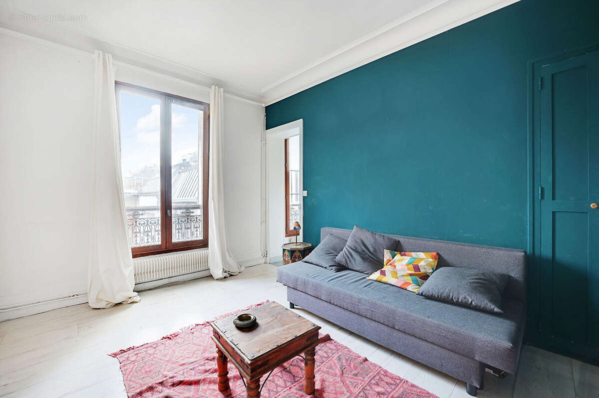 Appartement à PARIS-18E