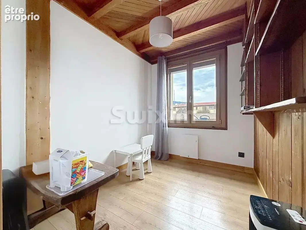 Grande maison composee de 2 appartements et garage - photo 17