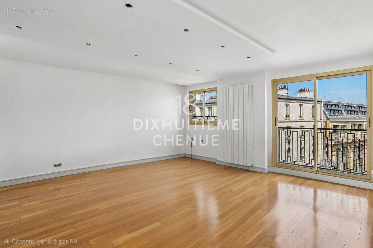 Appartement à PARIS-18E