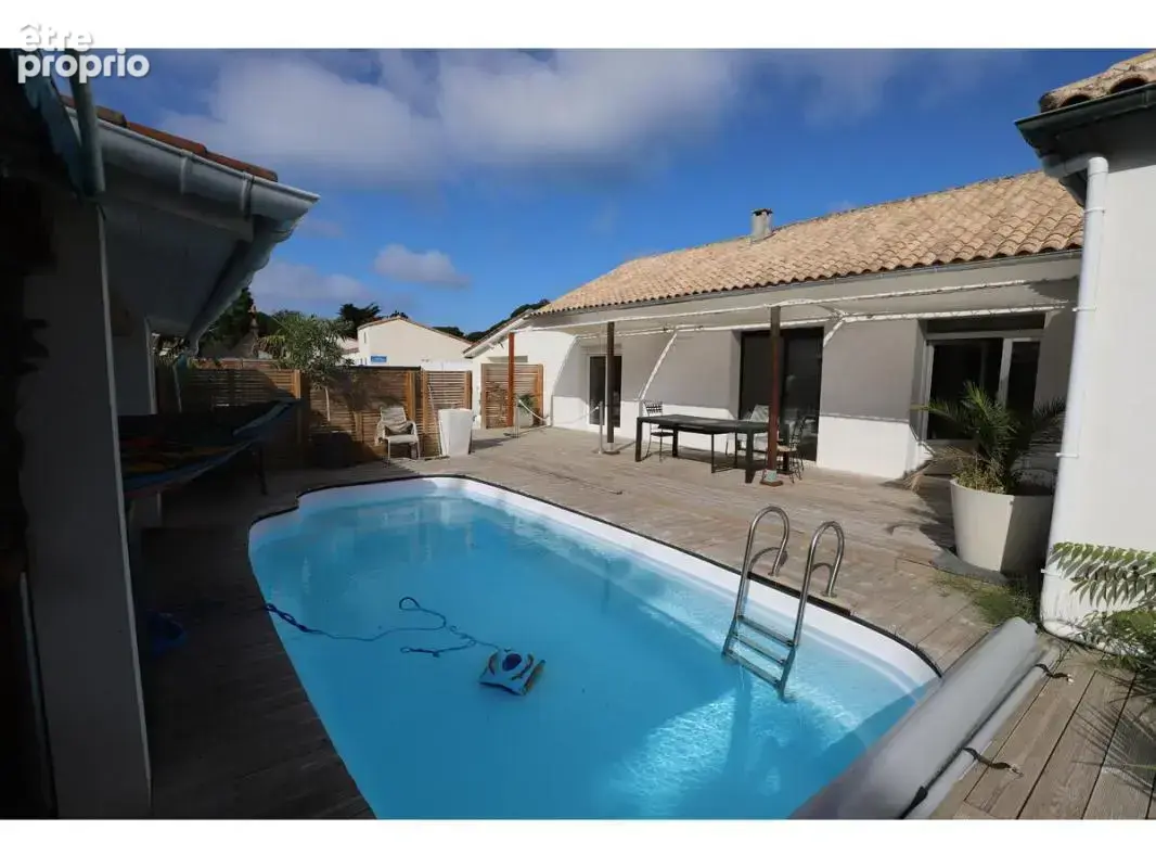 Maison 7 pièces 117 m² à vendre à Saint-Georges-D'oleron (17190) - photo 1
