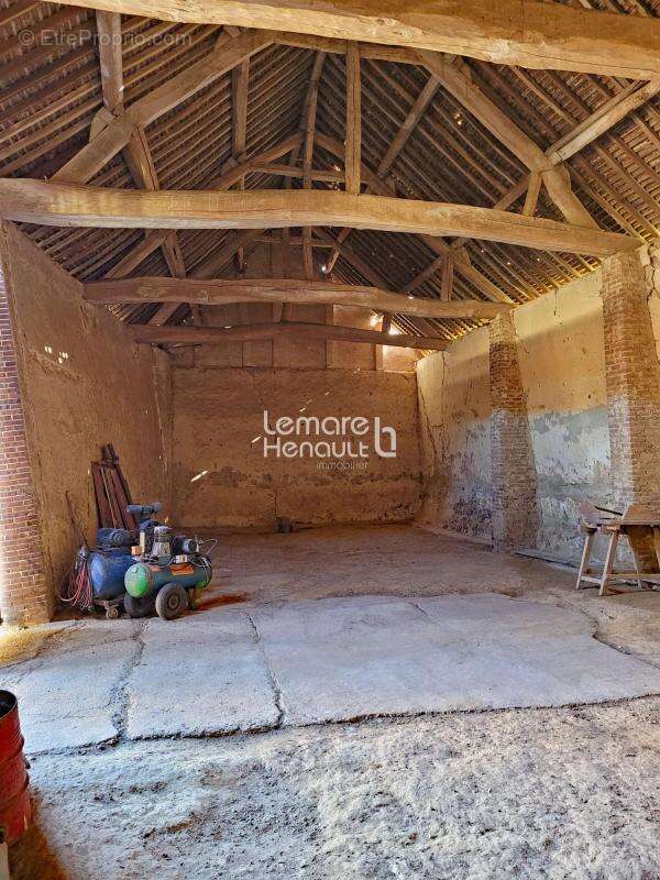 Maison à MEZIERES-EN-DROUAIS