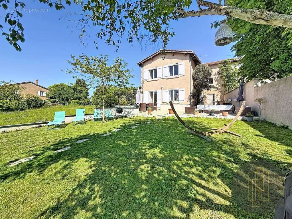 Maison à POMMIERS