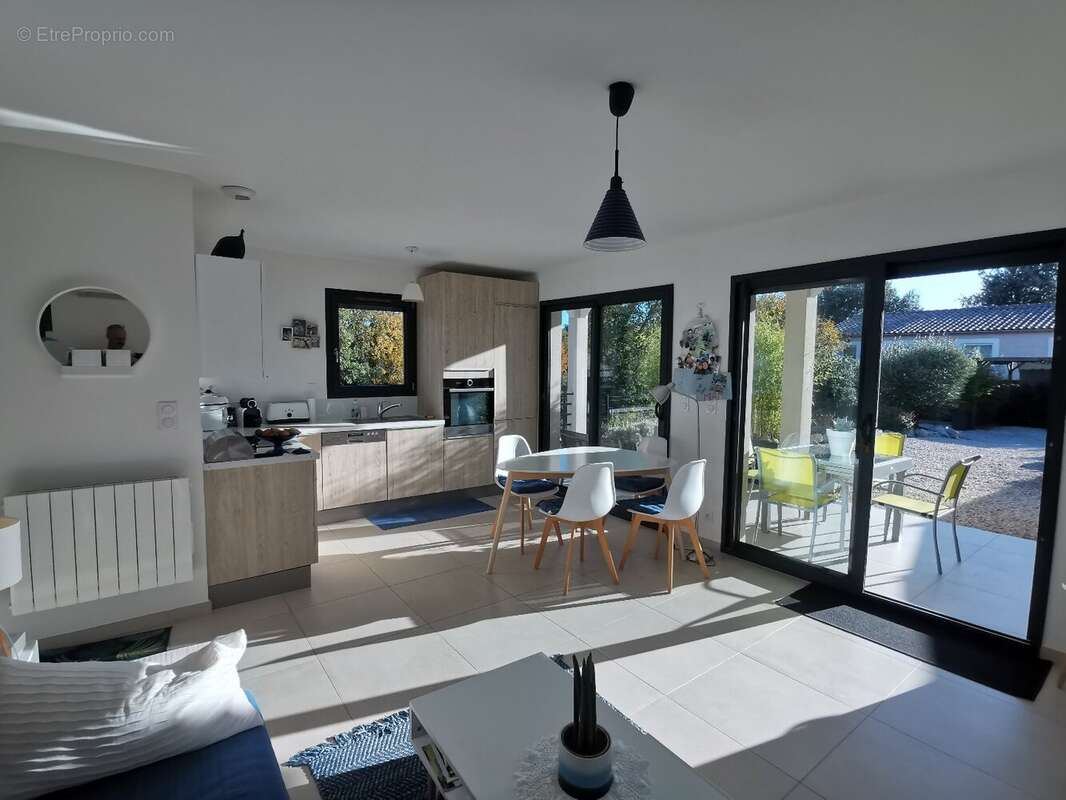Maison à MEJANNES-LE-CLAP