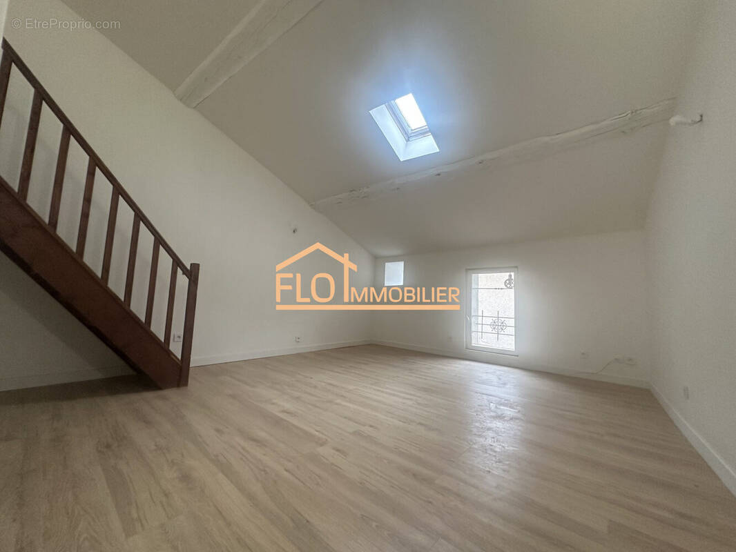 Appartement à FLORENSAC