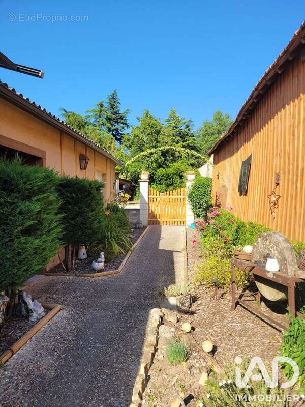 Maison 161 m² à Coux-Et-Bigaroque  - photo 6