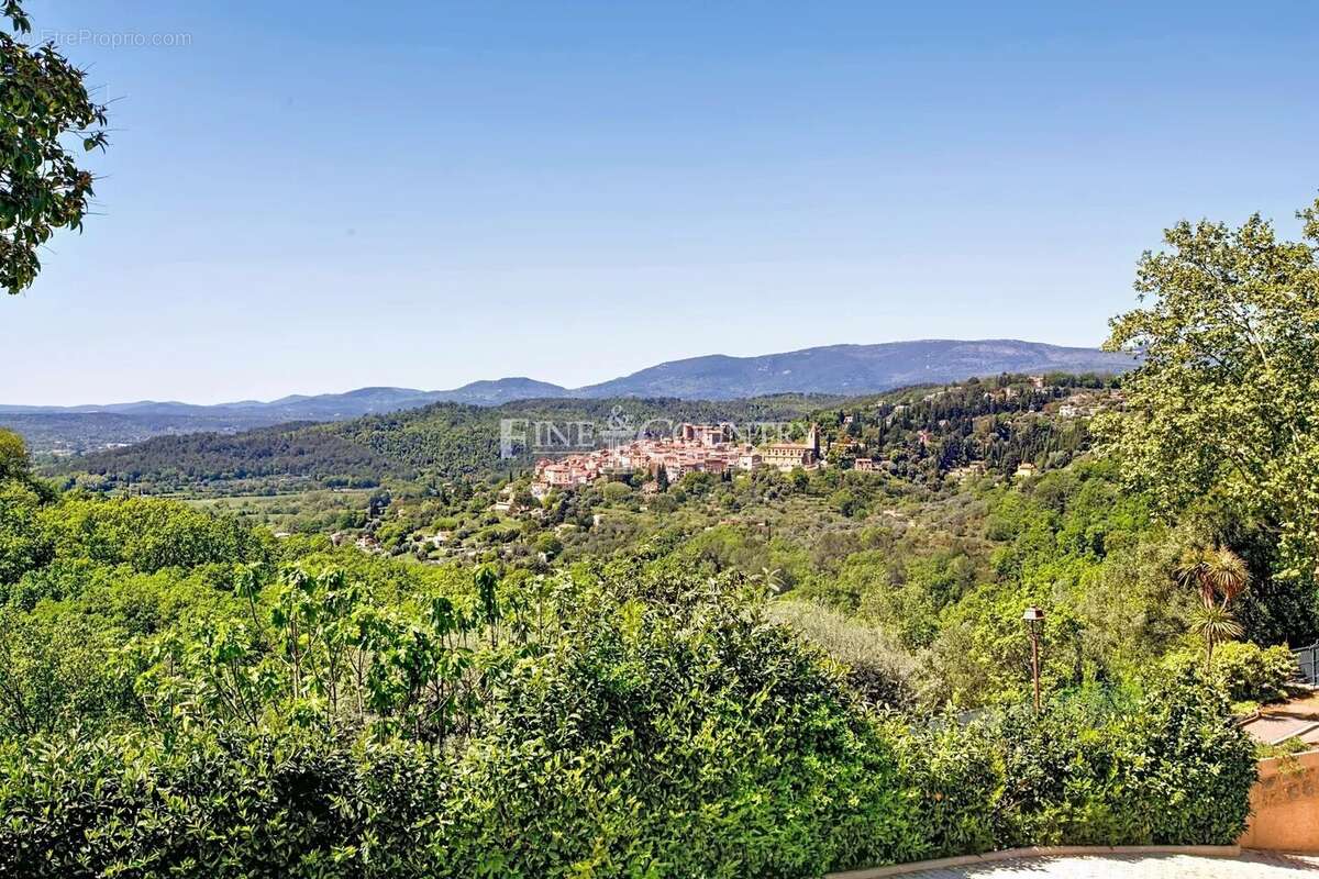 Maison à MONTAUROUX