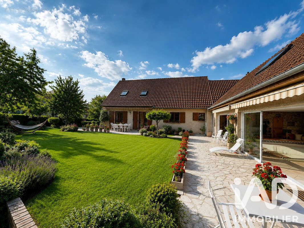 Photo 2 - Maison à PONTAULT-COMBAULT