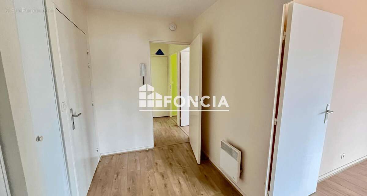 Appartement à ELANCOURT