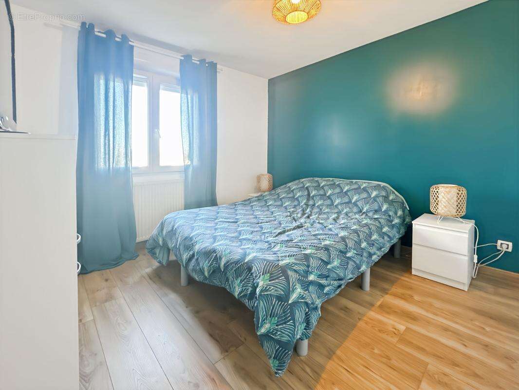 Appartement à BOURG-LES-VALENCE