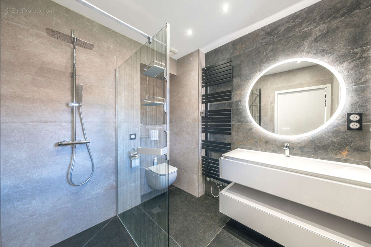 Splendide appartement de caractère au cœur d'une demeure du XIXème siècle - photo 10