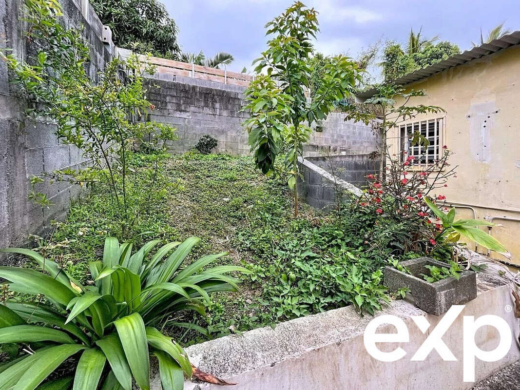 Maison à L'ETANG-SALE