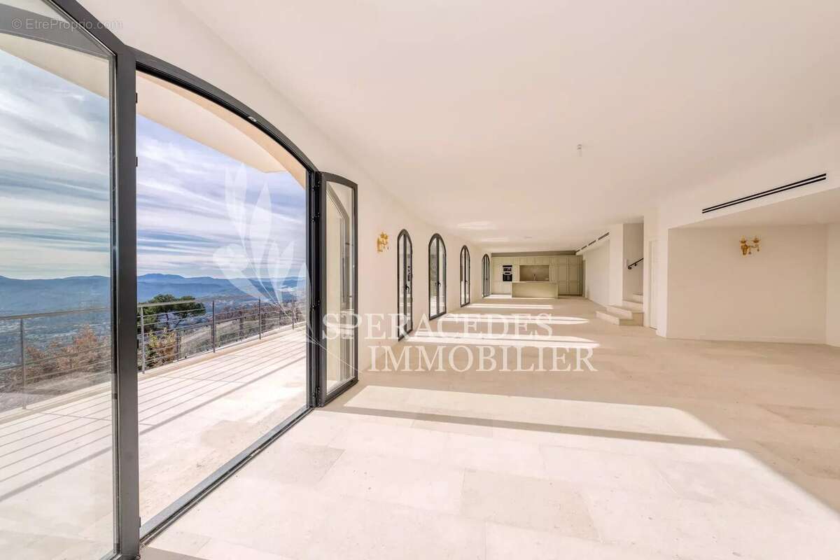 Maison à SPERACEDES