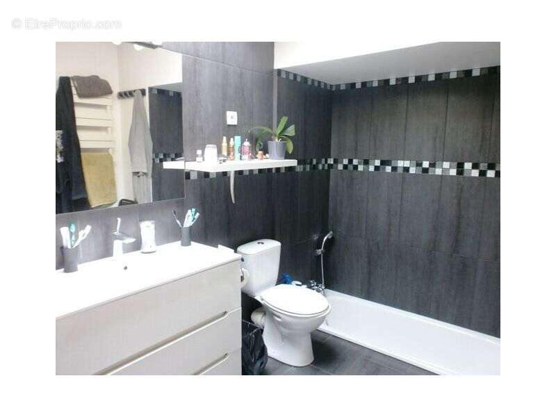 Maison à LE PERREUX-SUR-MARNE