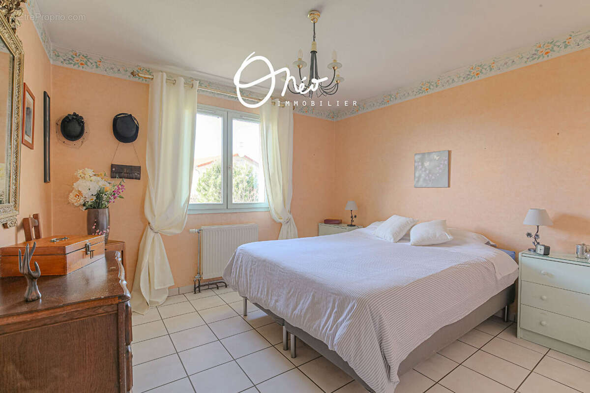 Maison à MIONS