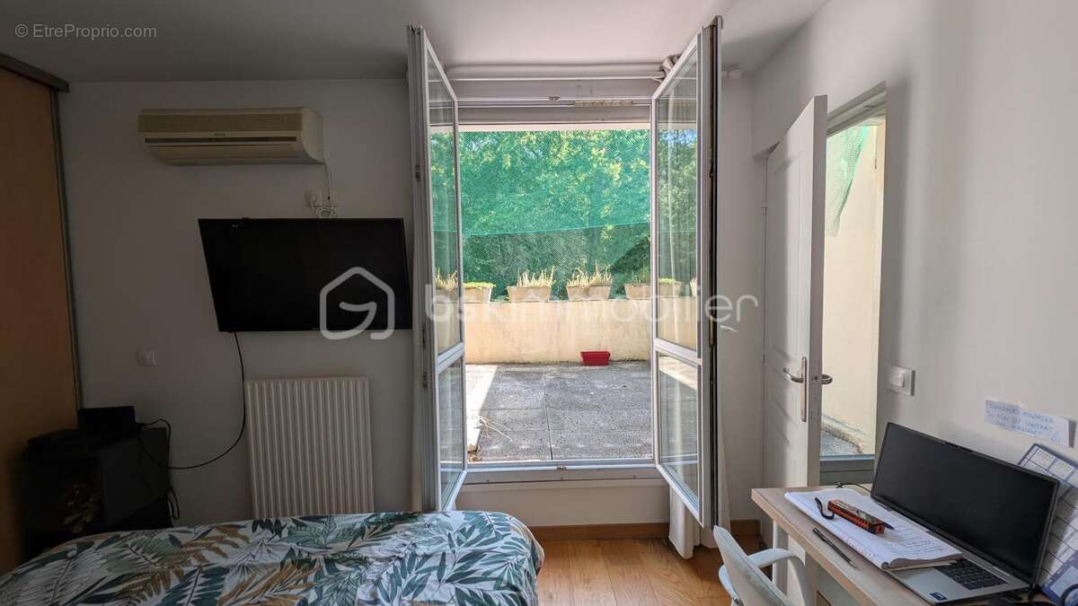 Rare : NOISIEL : Appartement avec balcons, terrasse et garage individuel - photo 14