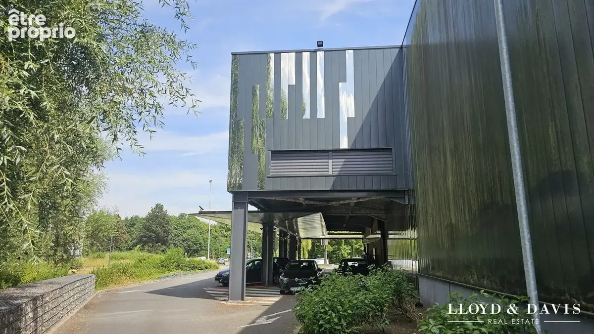 Commerce 4637 m² à Lens  - photo 7