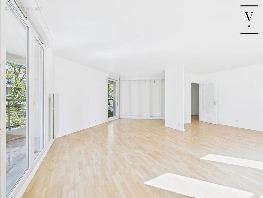 Appartement à PARIS-19E