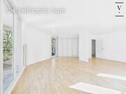 Appartement à PARIS-19E