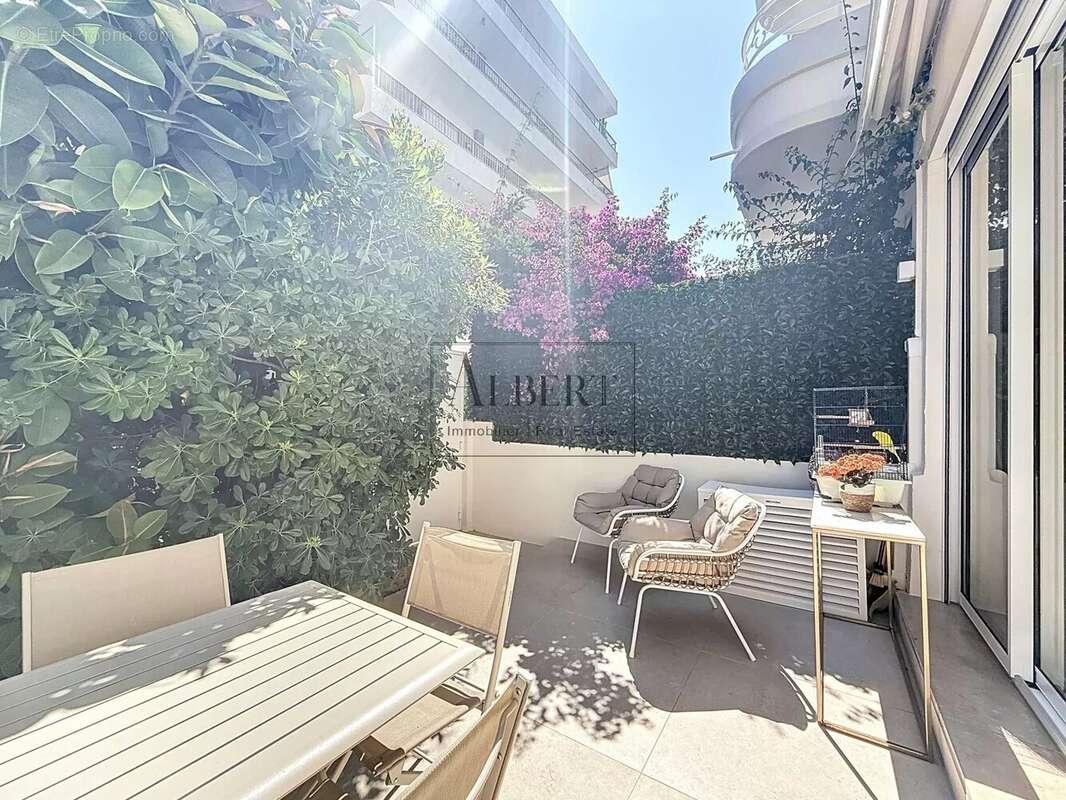 Cannes - palm beach - 3p - une indépendance luxueuse - photo 12