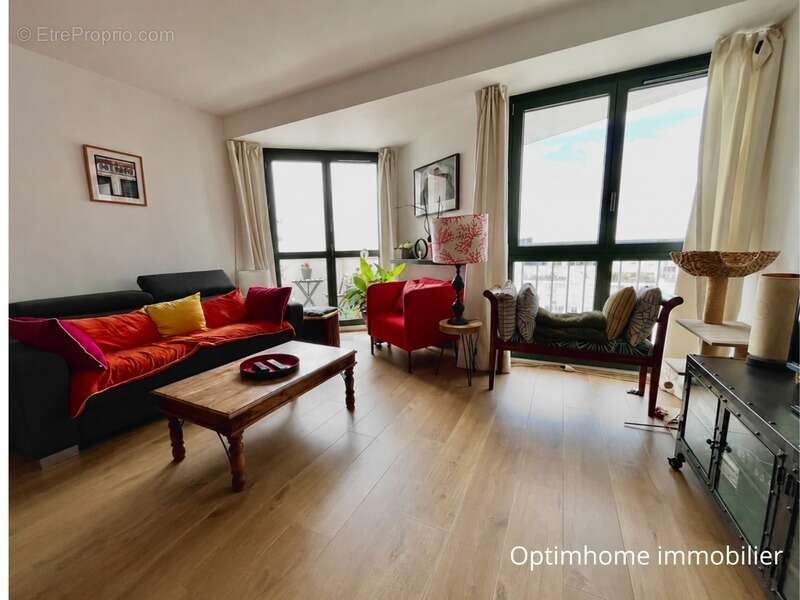 Appartement à vendre T4, 15ème étage vue panoramique - photo 2