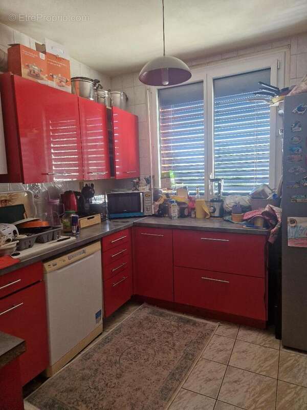   - Appartement à SAINT-PRIEST