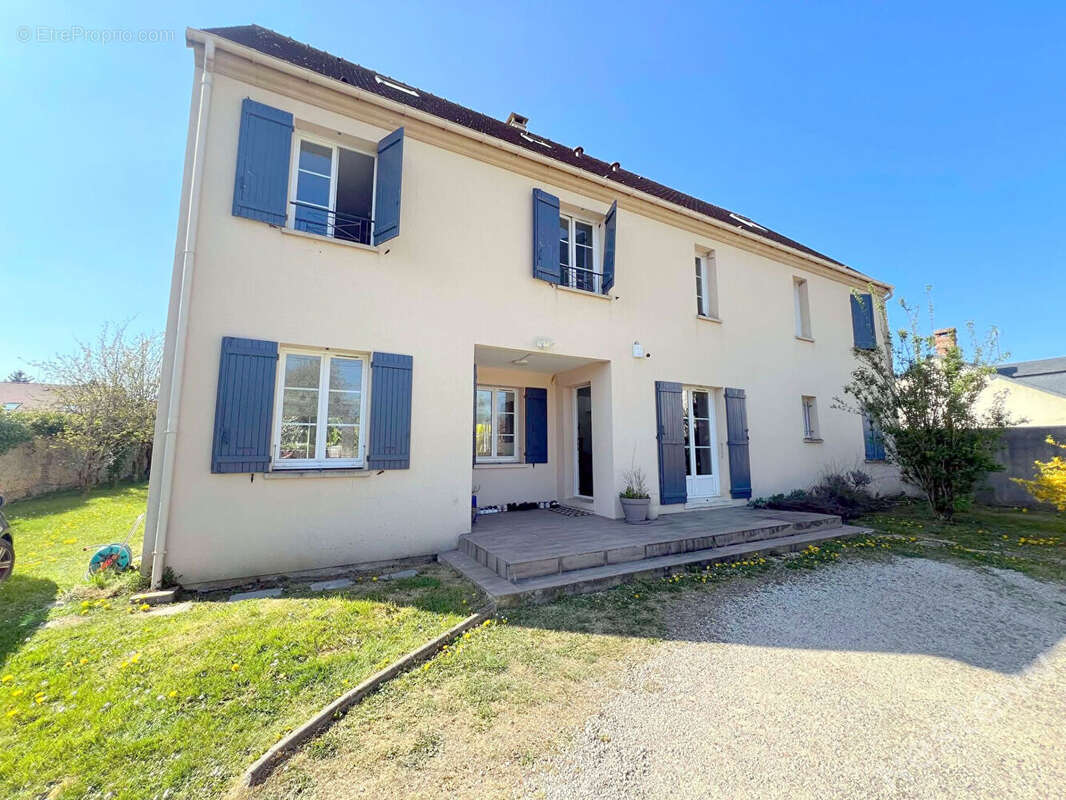 Maison à CHAUMONT-EN-VEXIN