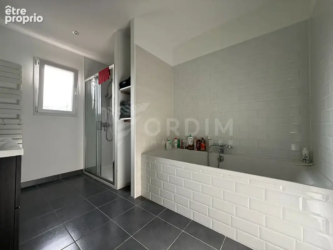 BELLEVILLE SUR LOIRE,  pavillon de plain-pied 2011, 4 chambres,  terrain 1 104 m² - photo 10