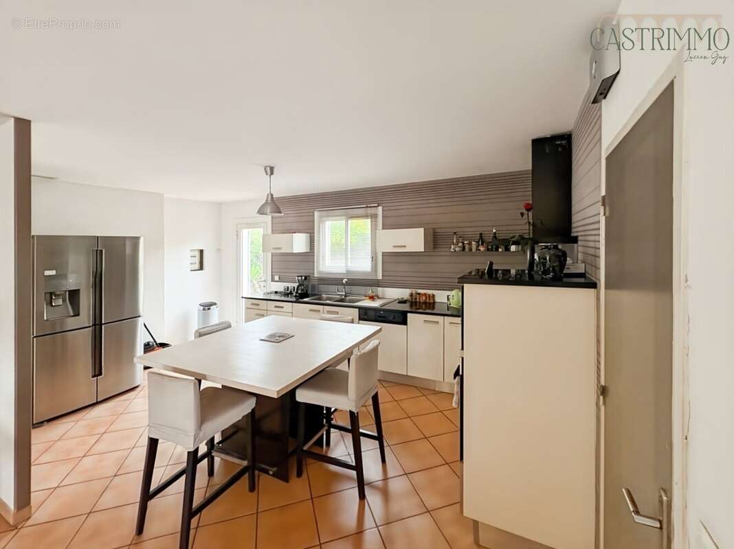 Maison à VILLETELLE