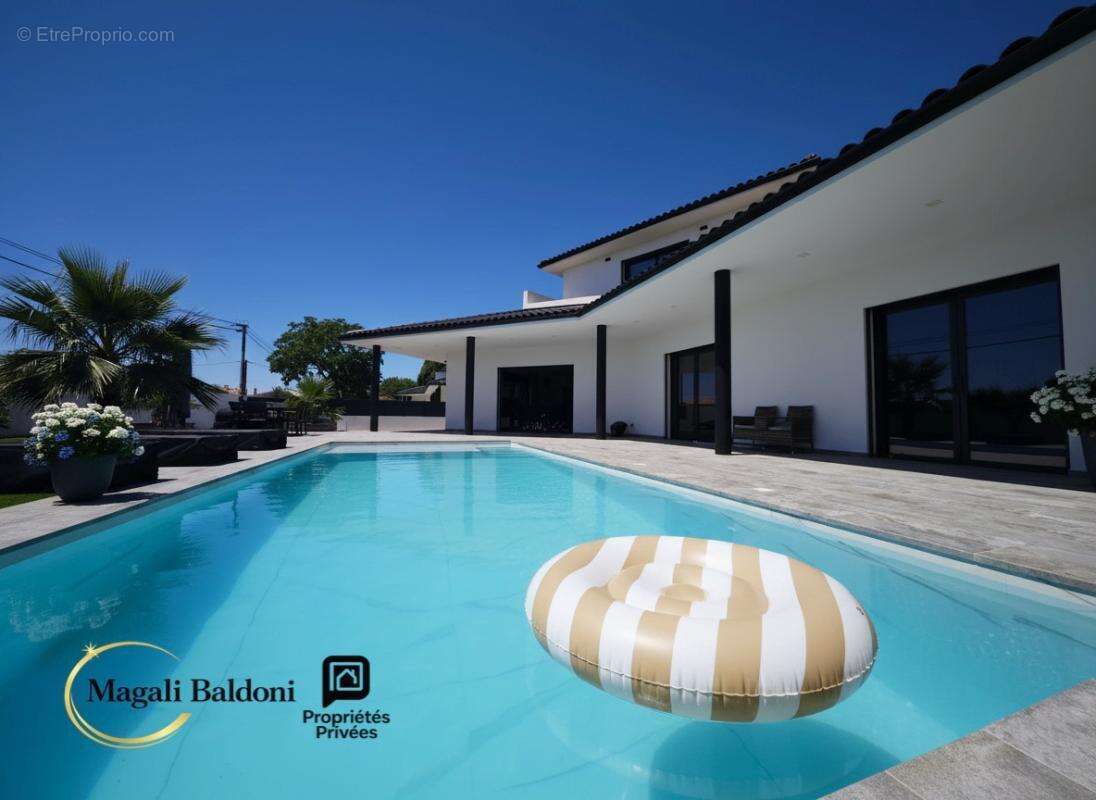 Villa moderne 210 m2- Pièce de vie grandiose- Proche commodités - photo 4
