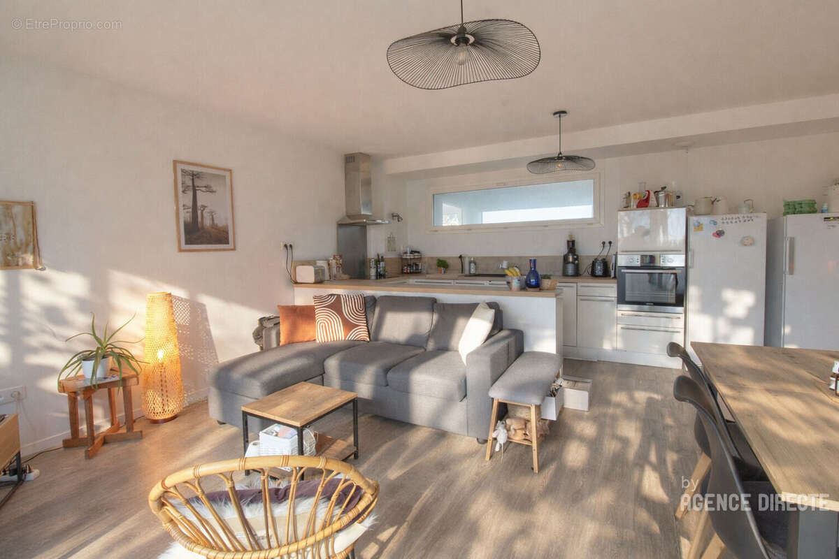 Appartement à SAINT-JACQUES-DE-LA-LANDE