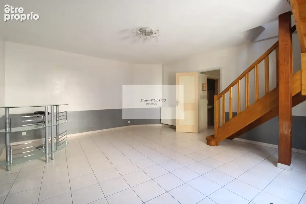Duplex 6 pièces 121 m2 avec balcon, cave et grenier - photo 6