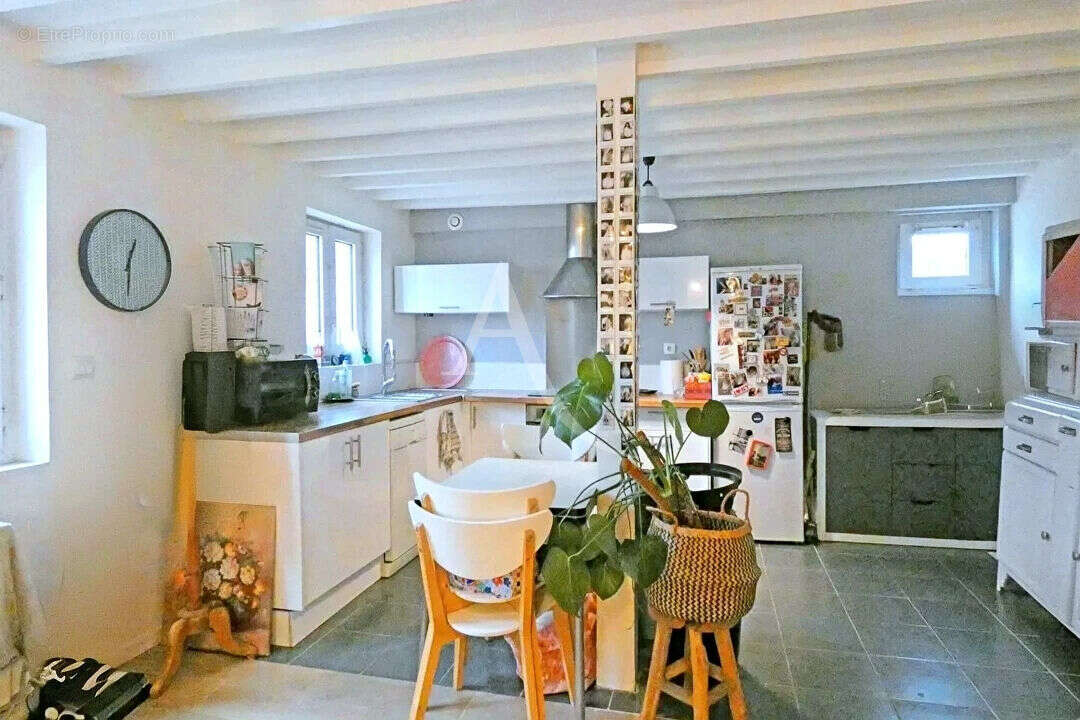 Appartement à CLICHY-SOUS-BOIS