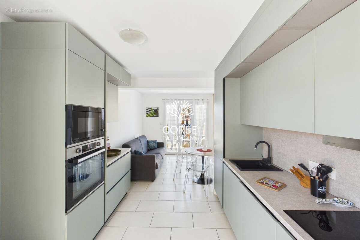 Appartement à SARI-SOLENZARA
