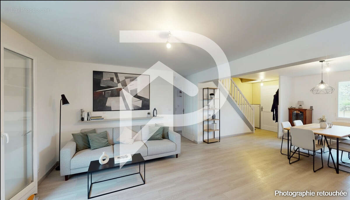 Maison à VERNEUIL-SUR-SEINE