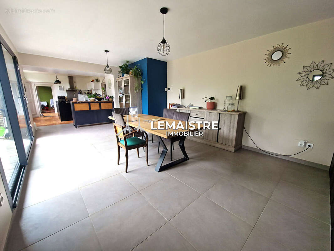 Maison à vendre - A quelques minutes de St-Romain - 212 m² - 5 chambres - Dépendance - photo 6
