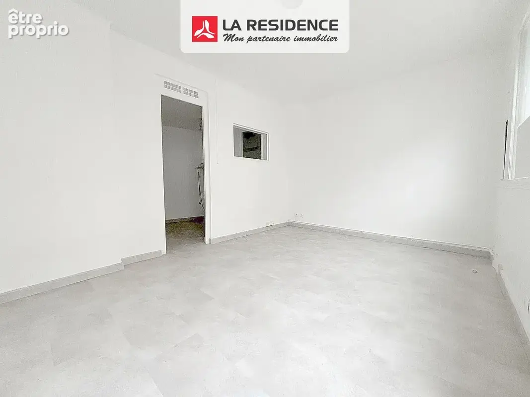 Commerce 45 m² à vendre à Bonnieres-Sur-Seine (78270) - photo 3