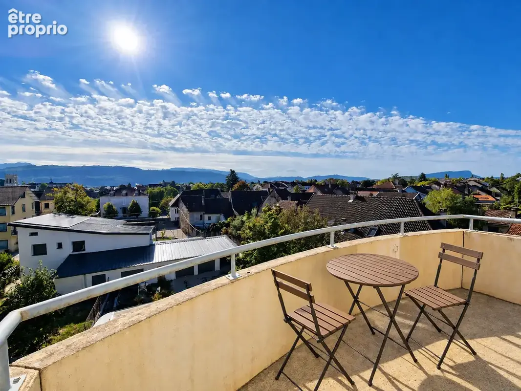 A vendre BELLEY T3 avec ascenseur, balcon et garage. - photo 2