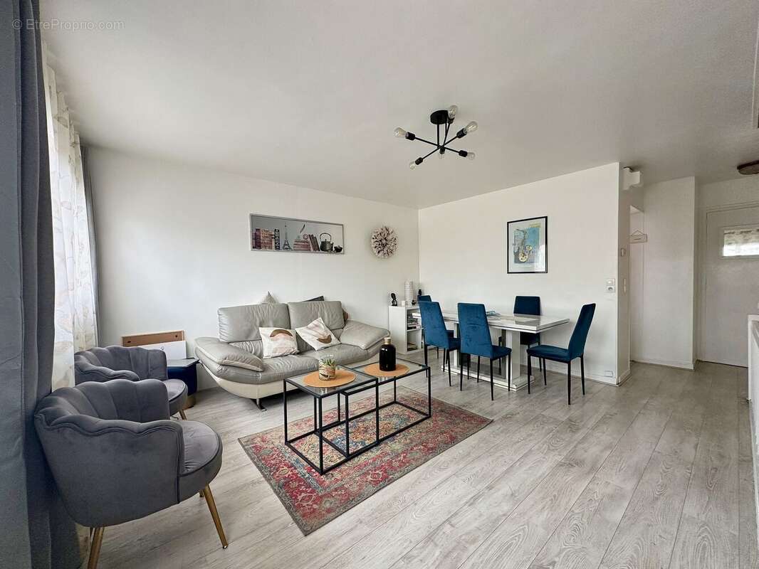 Maison à VILLEPREUX