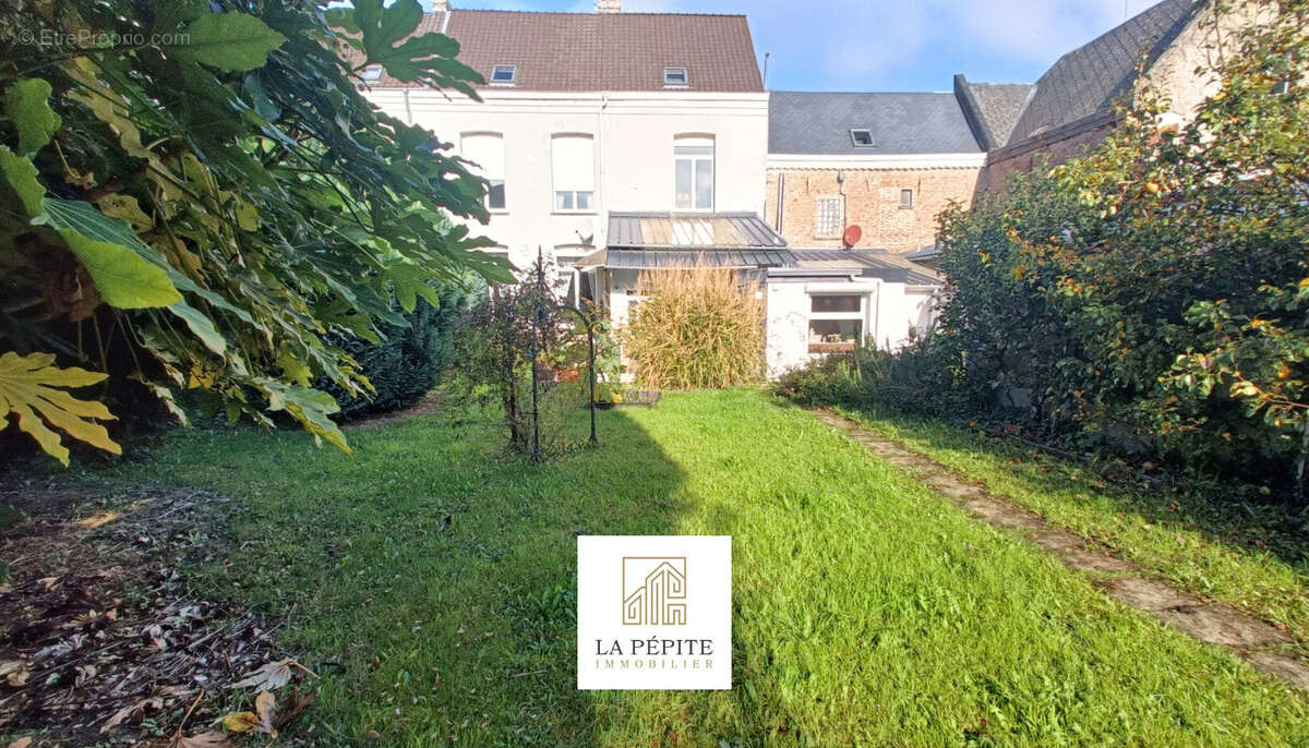 Maison à LE QUESNOY