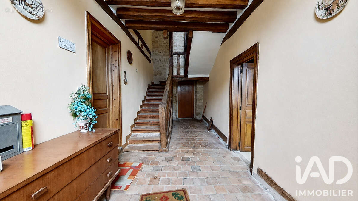 Appartement 77 m² à Chaintreaux  - photo 4