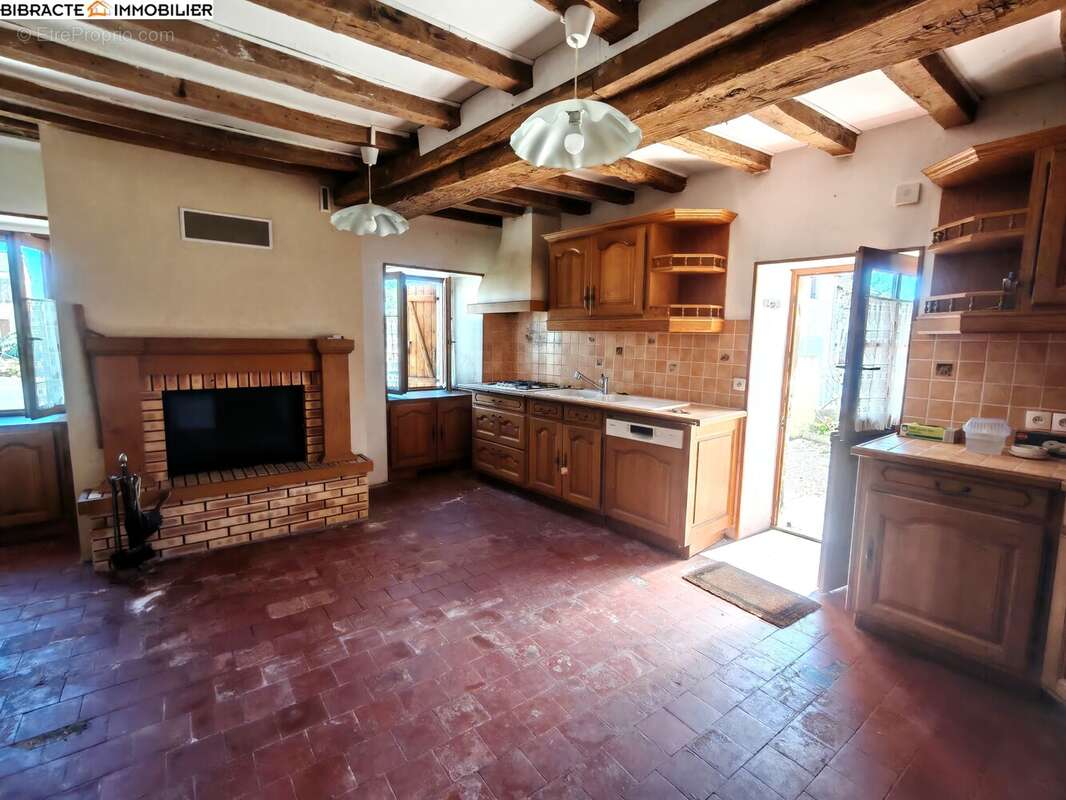 n°1 - Maison à SEMELAY