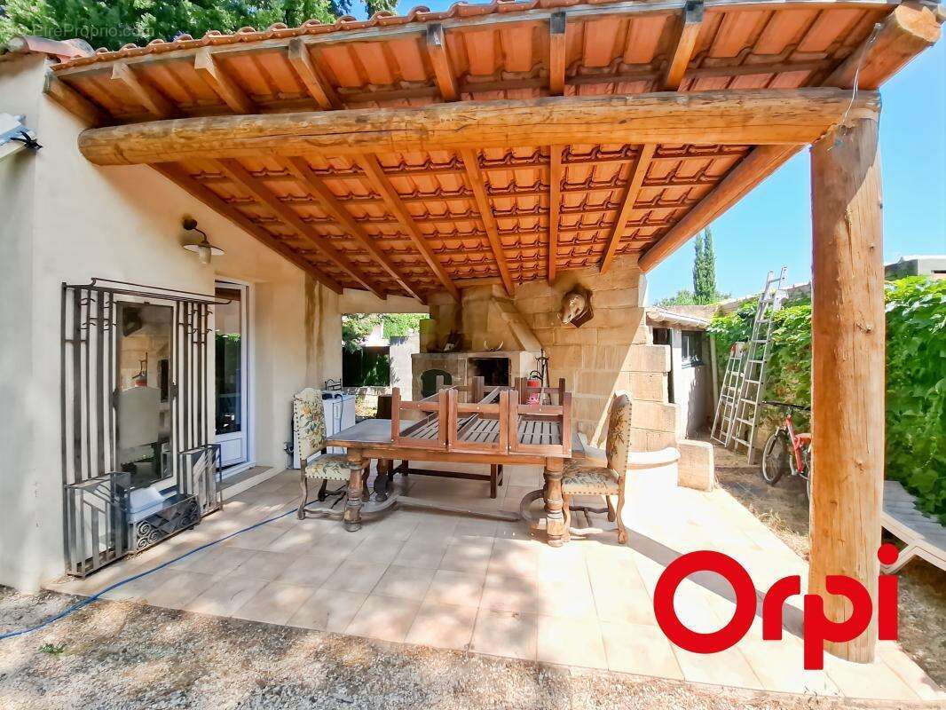Maison à CHARLEVAL