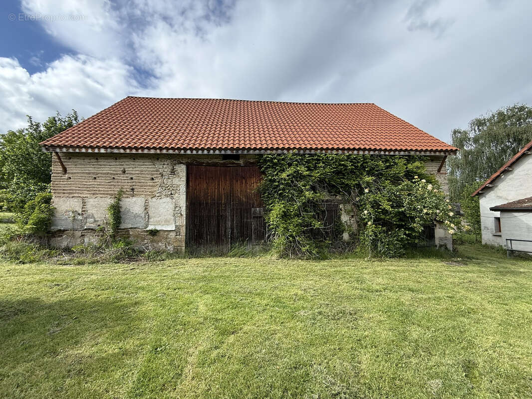 Maison à BRUGHEAS