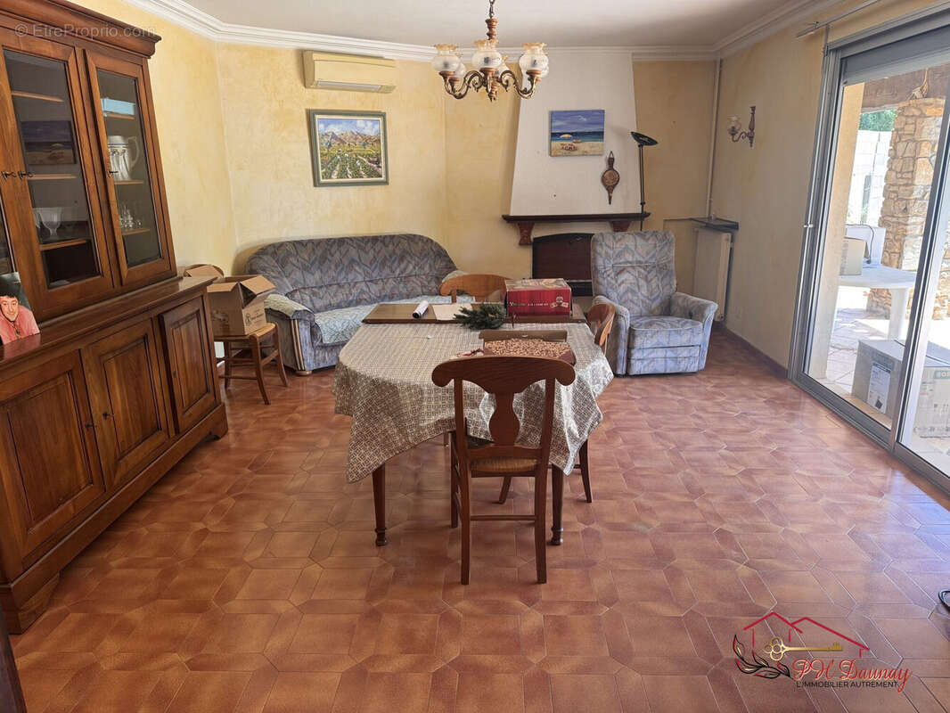 Maison 200 m² à Narbonne  - photo 3