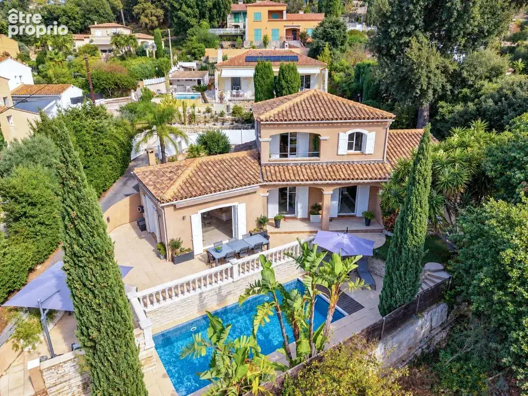 Villa moderne avec vue mer, piscine et garage à vendre à six-fours - french riviera - photo 3