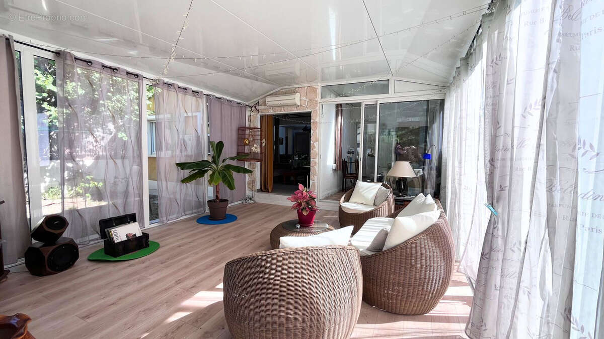 MAISON T4  avec jardin - photo 9