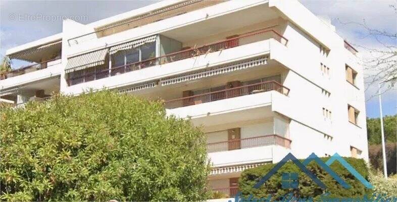 Appartement à LE CANNET